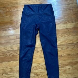 CARBON38 High Rise Legging in Dark  Blue Leopard Takara Shine Sz L‎ A16